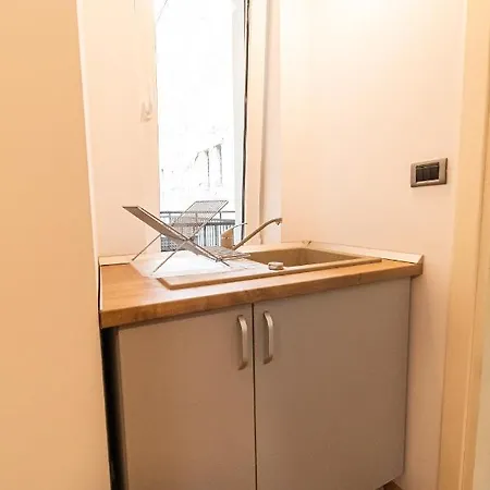48 Beautiful Building Within Moments From The Old Town Of Apartment