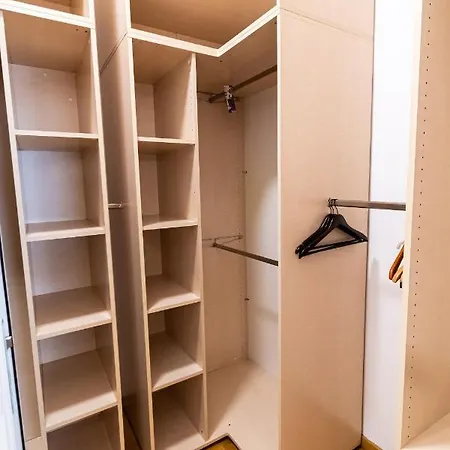 48 Beautiful Building Within Moments From The Old Town Of Brasov