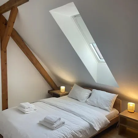 48 Beautiful Building Within Moments From The Old Town Of *