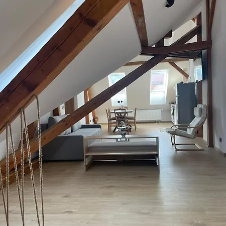 48 Beautiful Building Within Moments From The Old Town Of Apartment Brasov