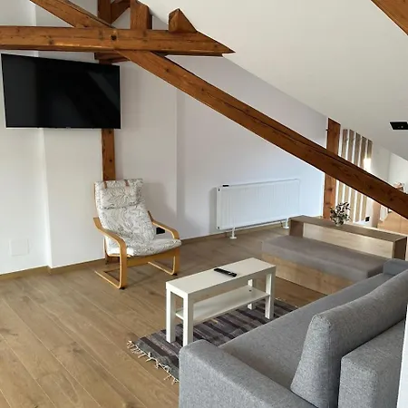 48 Beautiful Building Within Moments From The Old Town Of * Brasov